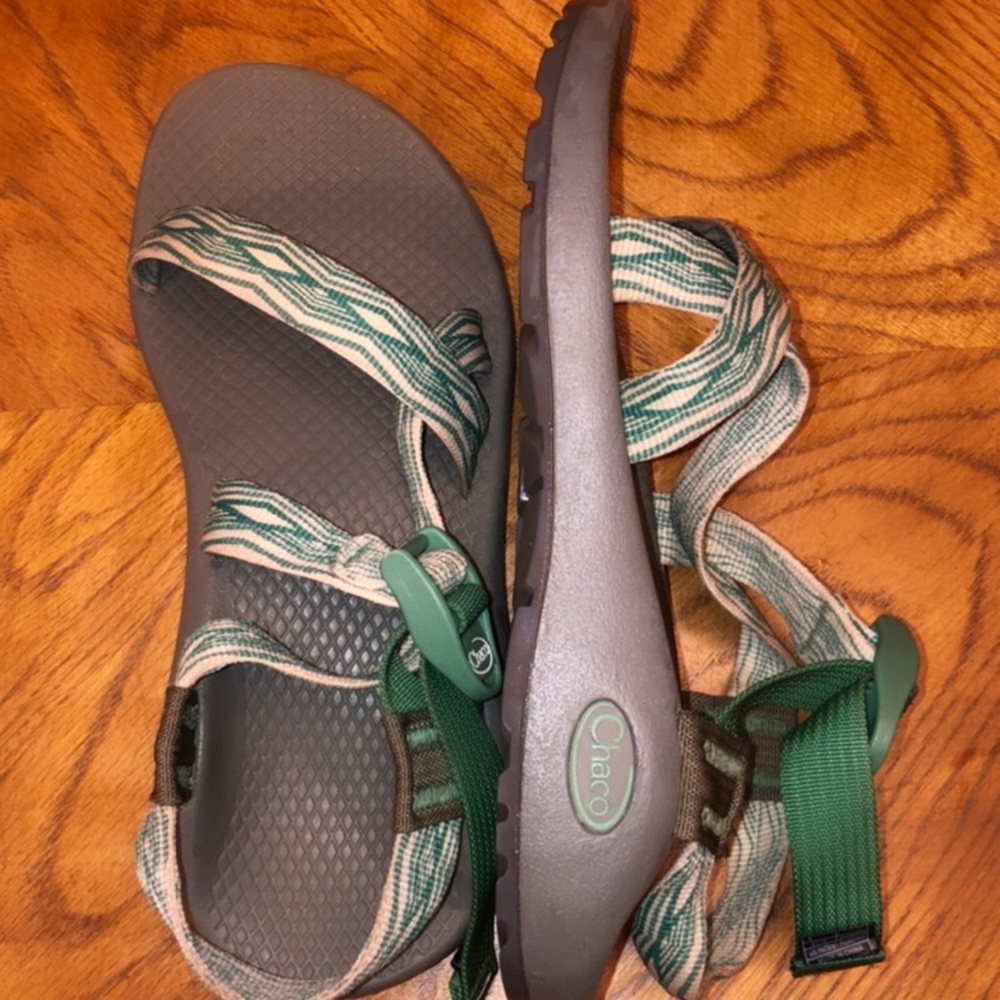 women’s chacos
